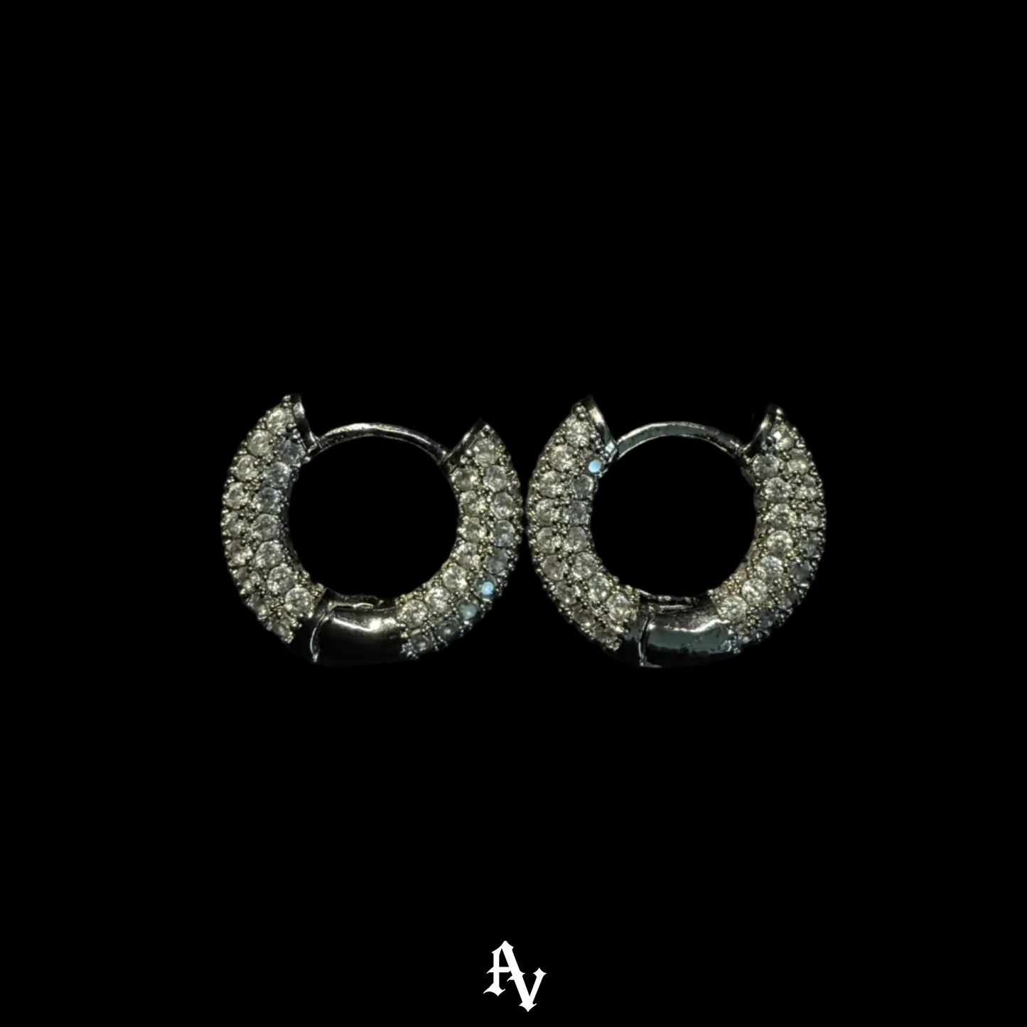 WHITE CIRCLE ICED OUT EARRINGS