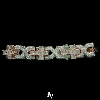 INFINITE CROSS BRACELET