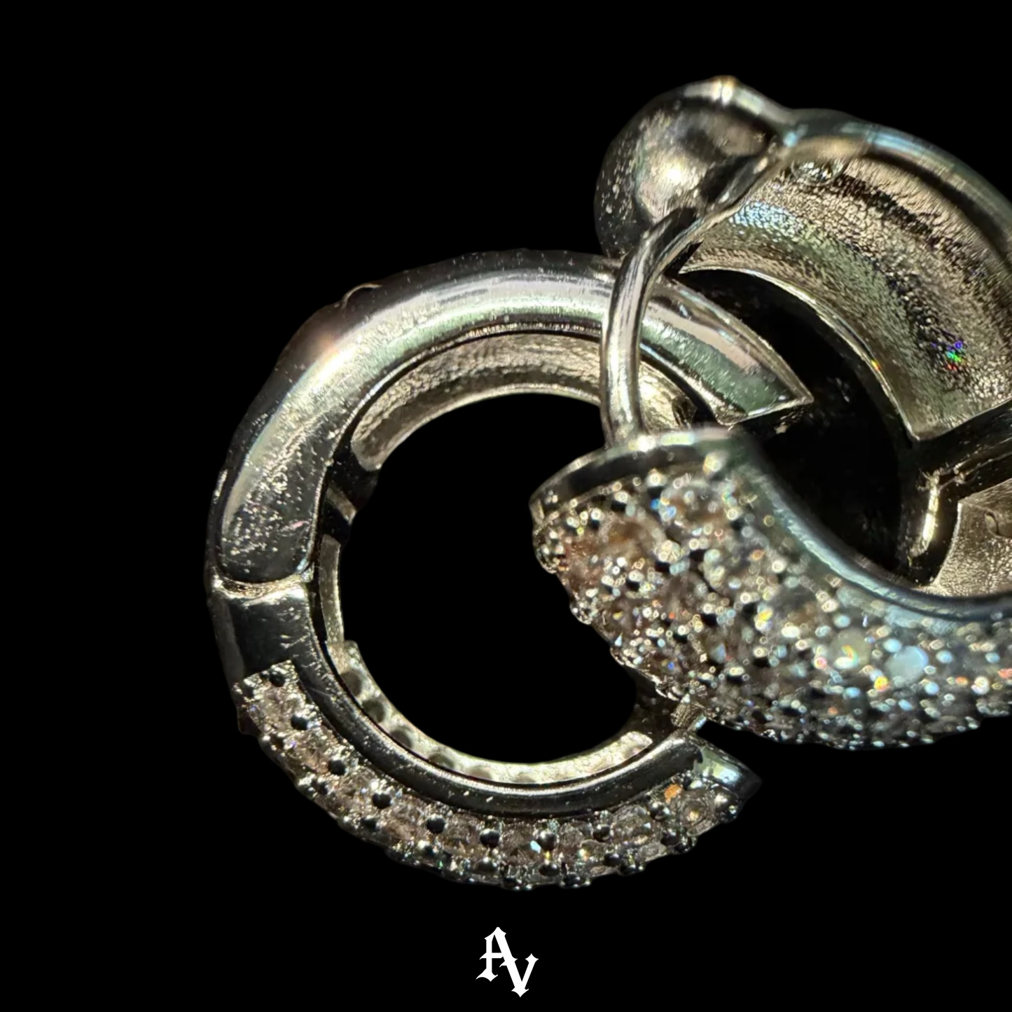 WHITE CIRCLE PAVE' EARRINGS