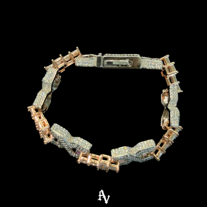 INFINITE CROSS BRACELET