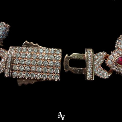 FOUR CLEEF ROSE RED STONE