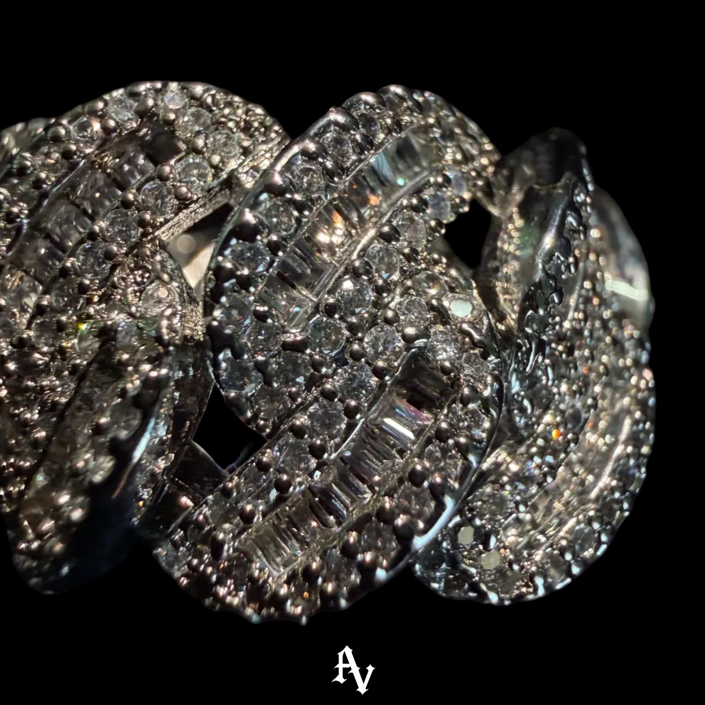 WHITE BAGUETTE RINGS